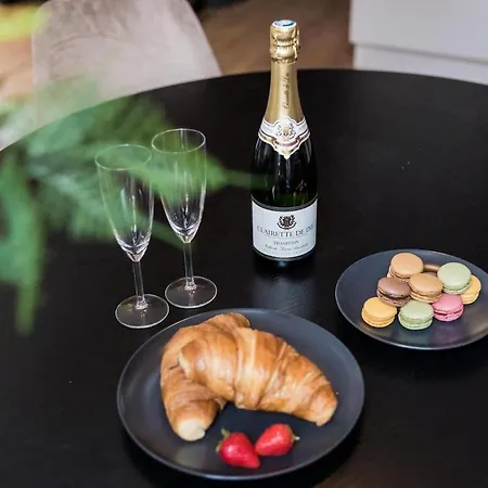 Haya Historic - Shiraz * Гаага