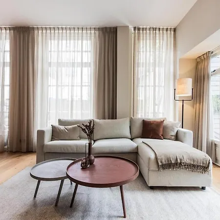 Haya Historic - Shiraz Den Haag